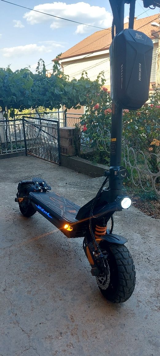 Електрическа тротинетка kukirin G2 master 2×1000w