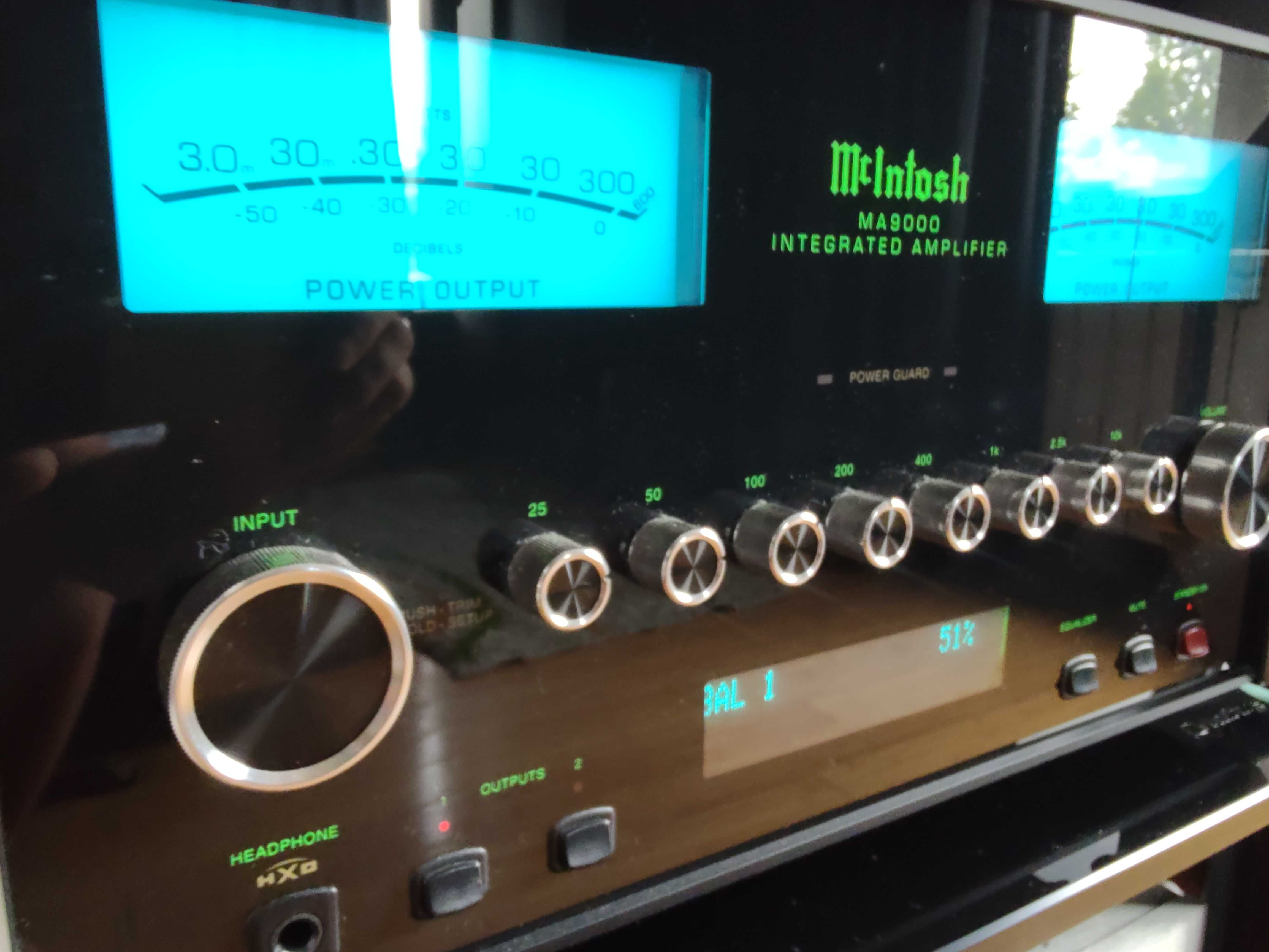 McIntosh MA9000 Integrated Amplifier