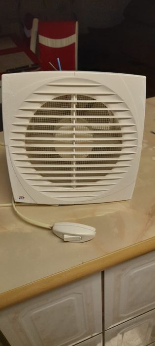 Ventilator baie