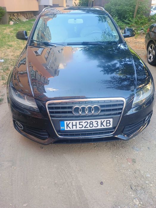 Продавам Ауди а4 б8