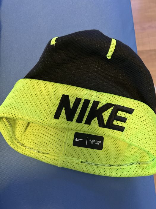 Caciula Nike originala
