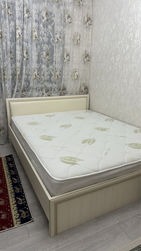 Продается спальная кровать