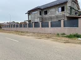 Vand garduri si porti