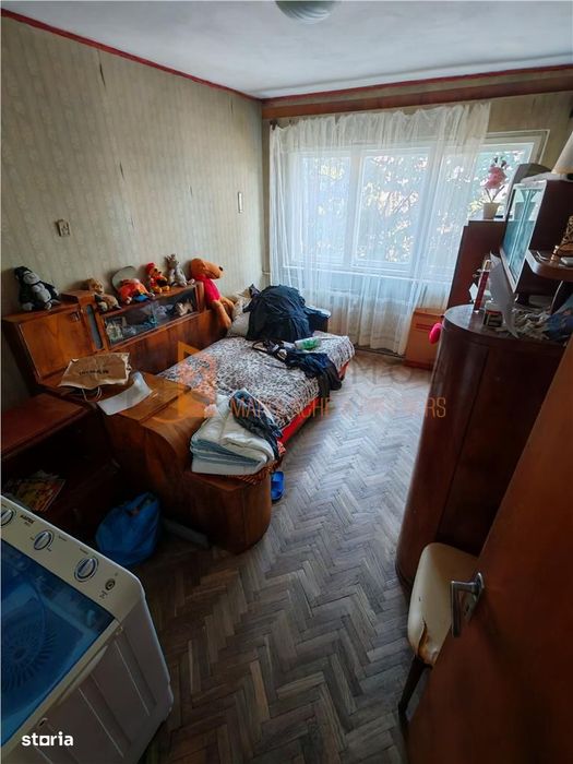 EXCLUSIVITATE! Apartament 3 camere cf 1 decomandat zona Micro 14