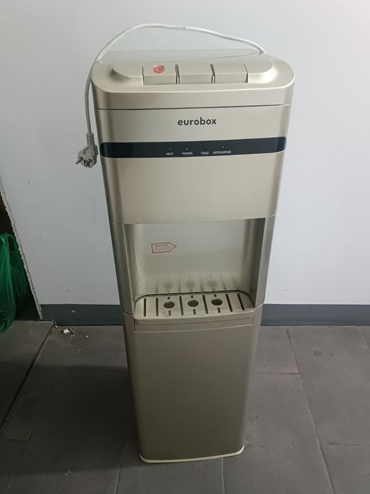 Напольный с подогревом и охлаждением