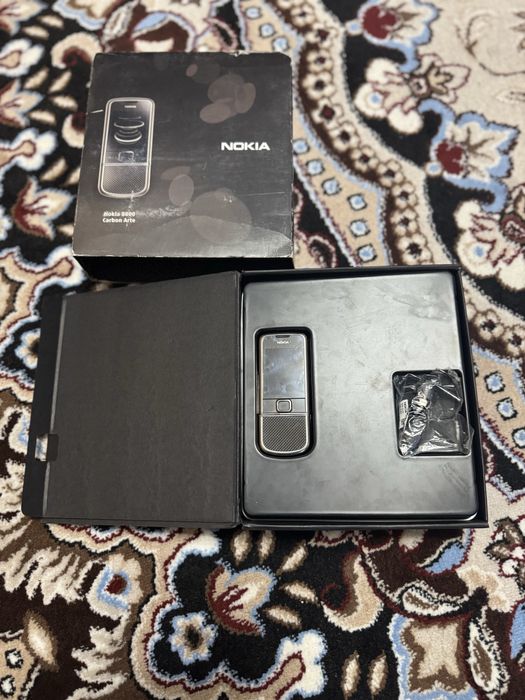 Nokia 8800 Carbon Arte