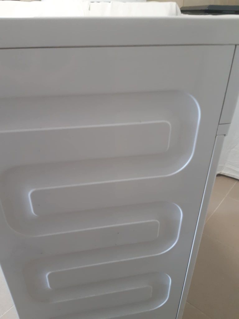 Продавам запазена пералня Beko EV 5800+Y
