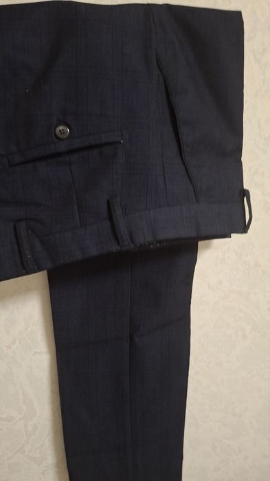 Школьный костюм, школьные брюки.  На 8-10 лет