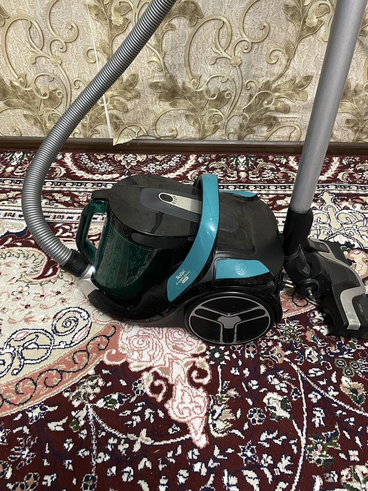 Пылесос Tefal хорошем состоянии
