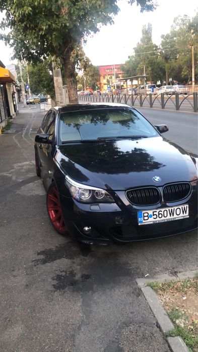 Capace Carcase Oglinzi BMW E60 E61 Cu colt M4 Negru lucios