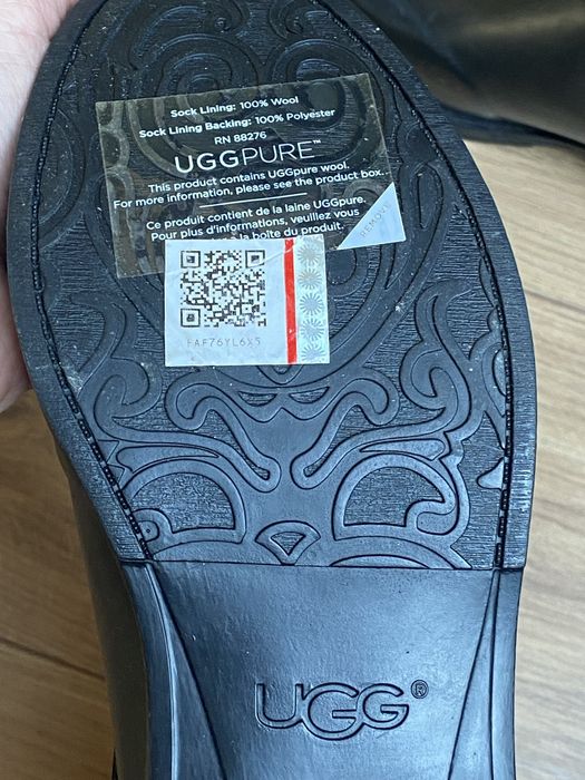 Ботуши UGG -нови