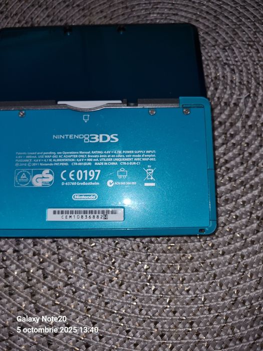 Nintendo 3ds impecabil ca nou cu husa