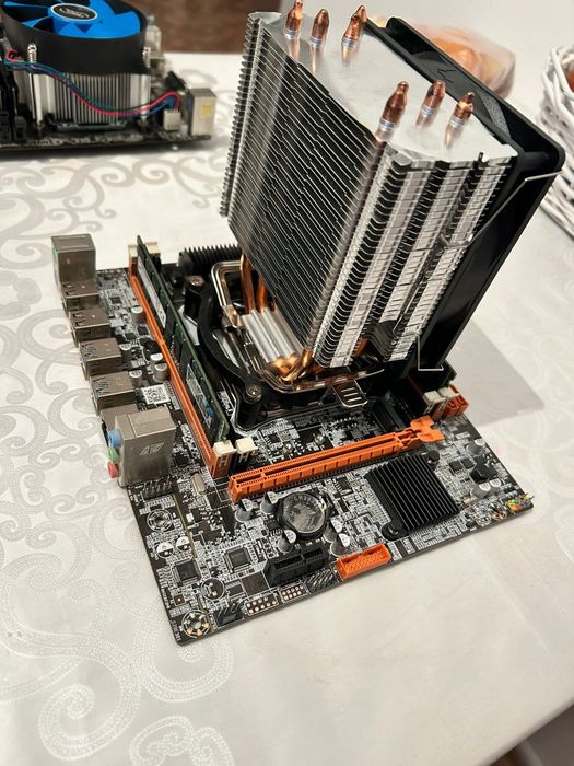 X99+Xeon E5 2666v3+32gb ddr3