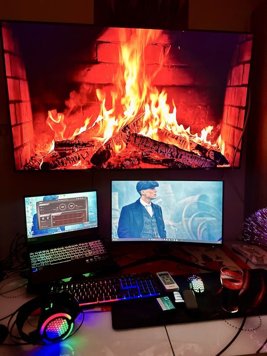 Kit Gaming Laptop + Monitor + Periferice