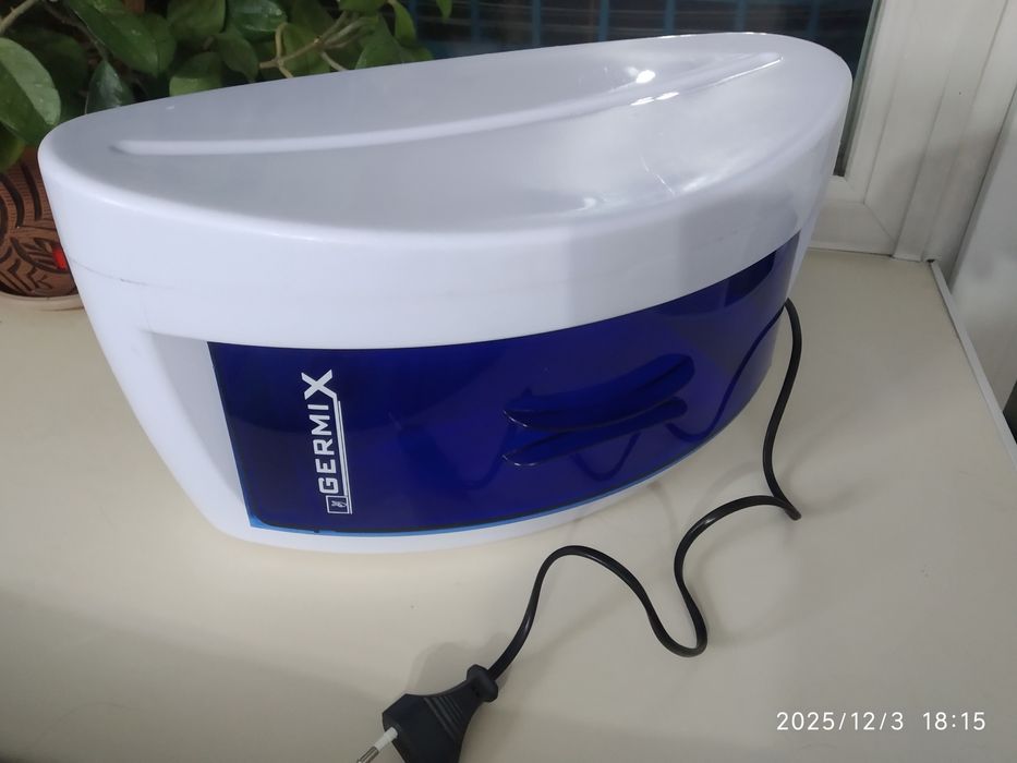 У Ф  стерилизатор продам