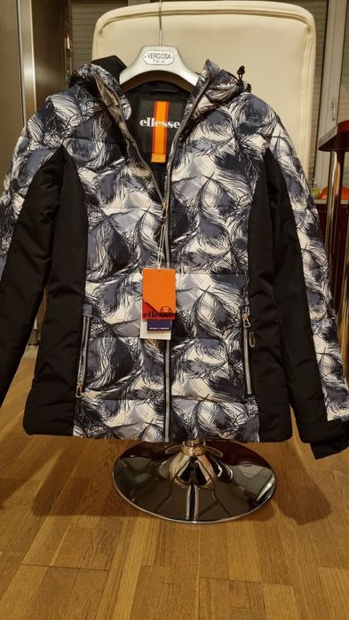 Яке ELLESSE ново S размер