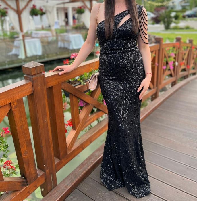 Rochie lunga, cu paiete