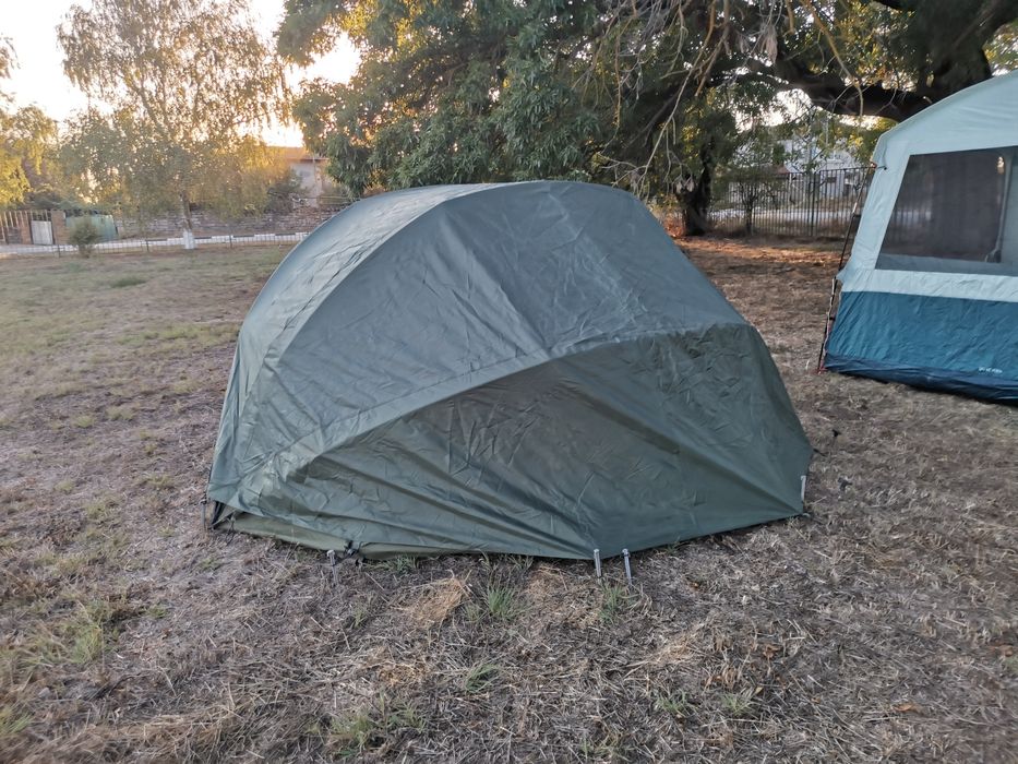 Шатра и шаранджийска палатка