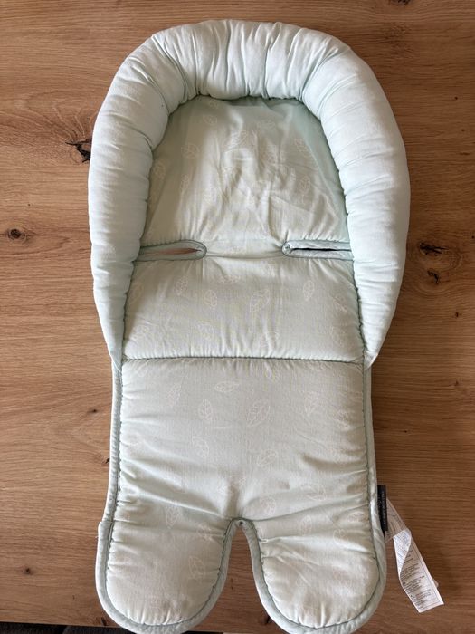 Възглавничка за новородено