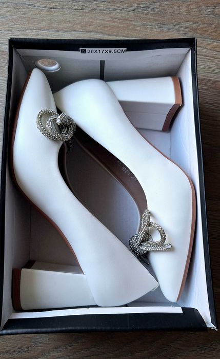 Дамски официални обувки Tendenz