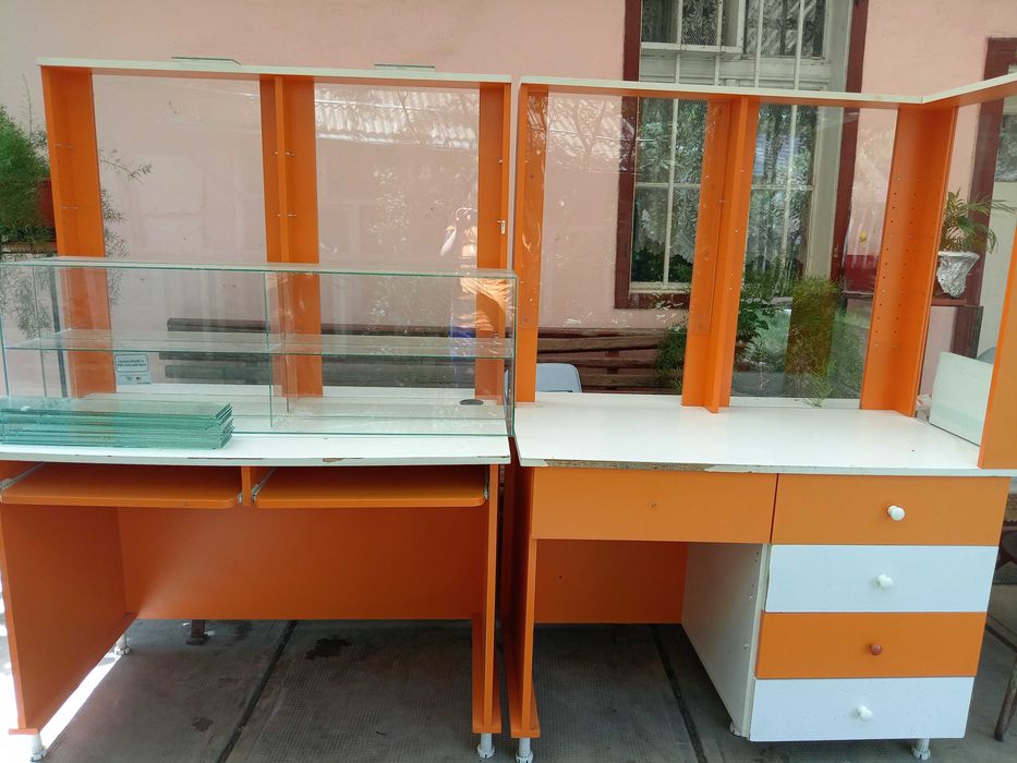 Mobila de farmacie