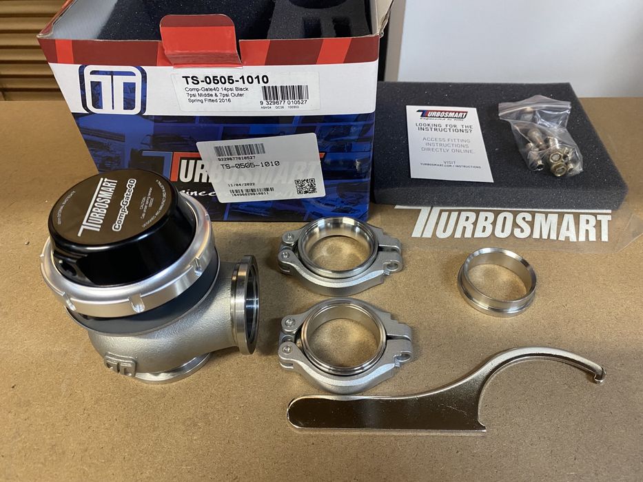 Оригинален Turbosmart WasteGate 40mm 1.0 Bar Comp-Gate Black V-Band