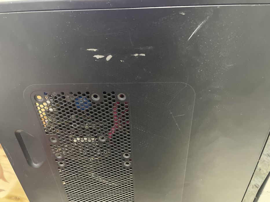 игровой компьютер (xeon (i7), gtx 1050, 8gb)