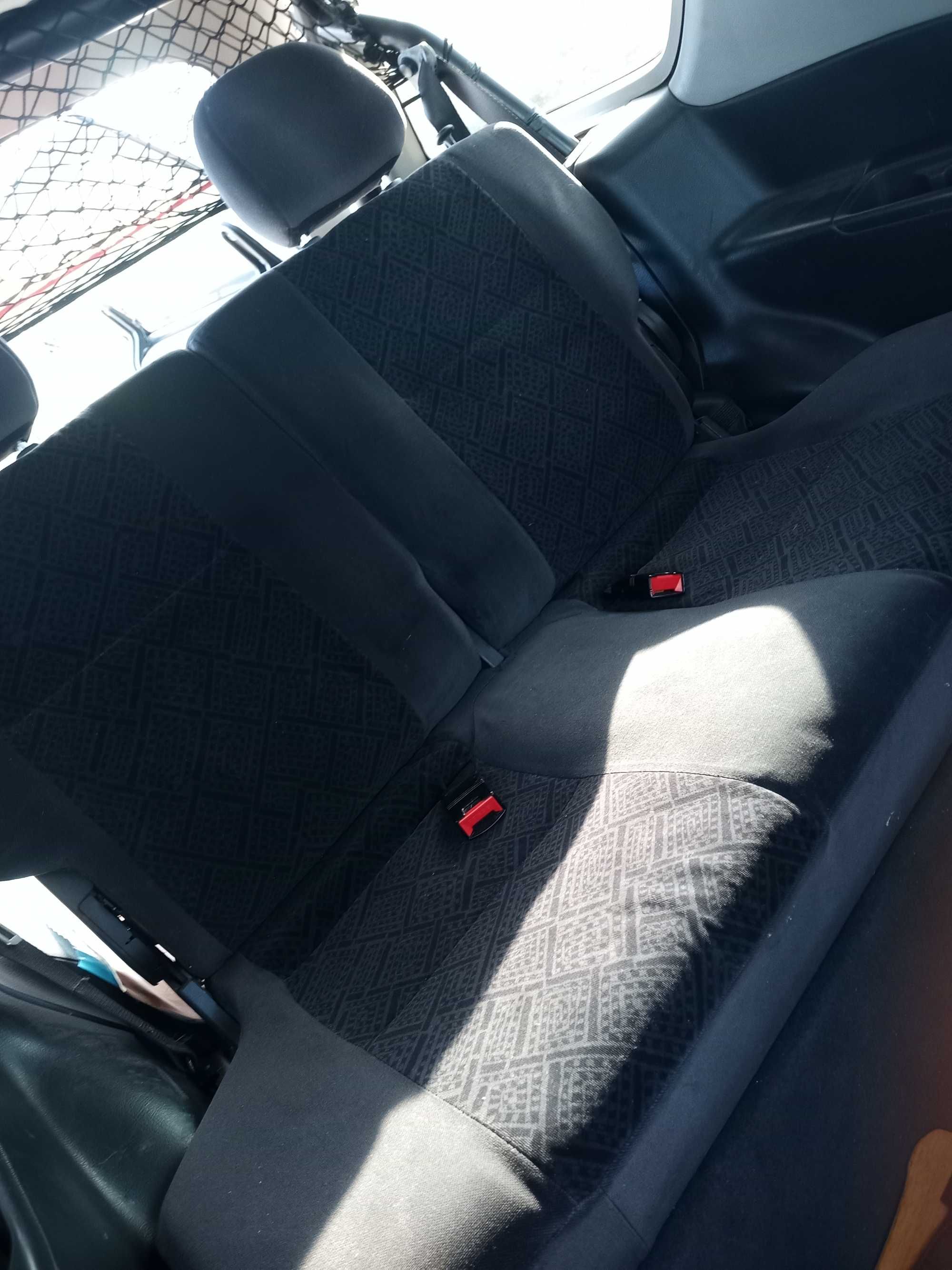 Продавам джип opel frontera 2.2i