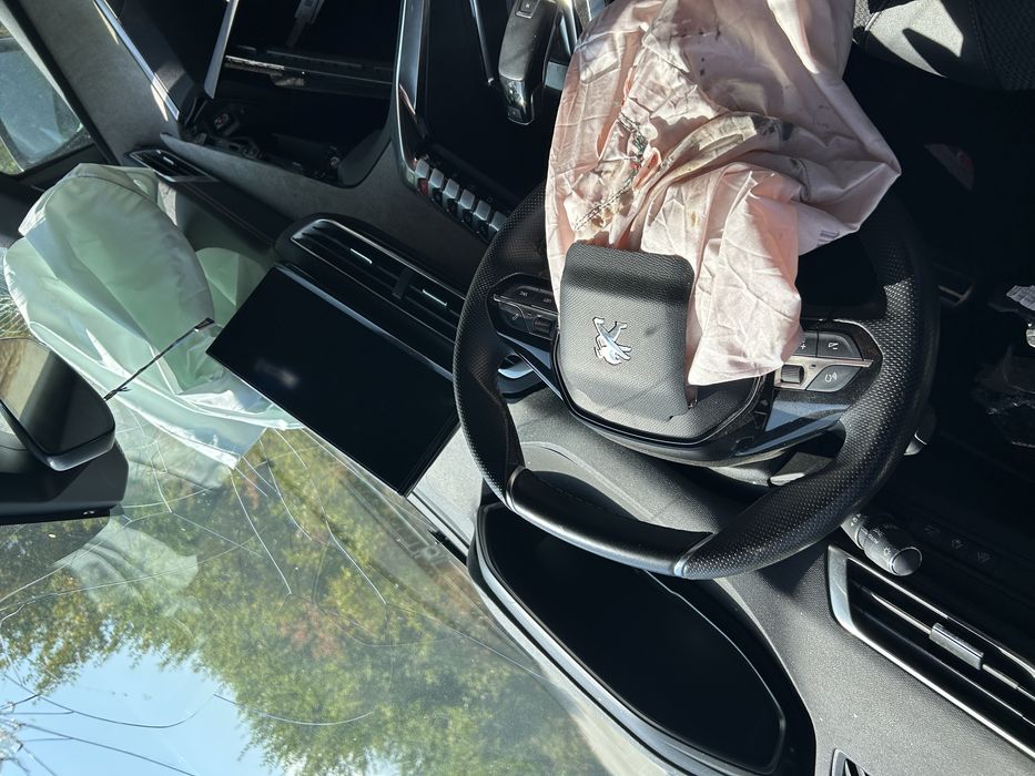 Peugeot 3008 1.5HDI 2022г За части!!!