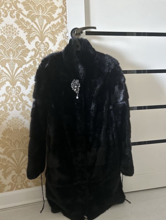Продам норковую шубу б/у, 42