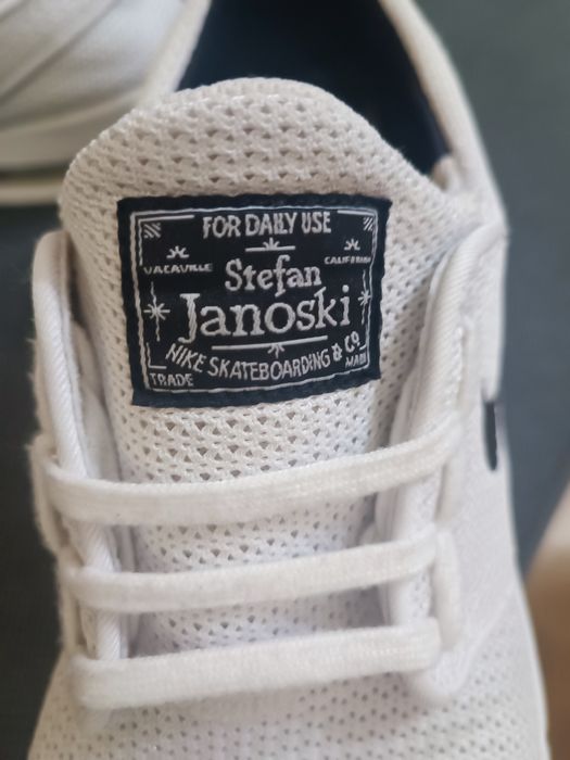 Оригинални маратонки Nike  N43-27.5см