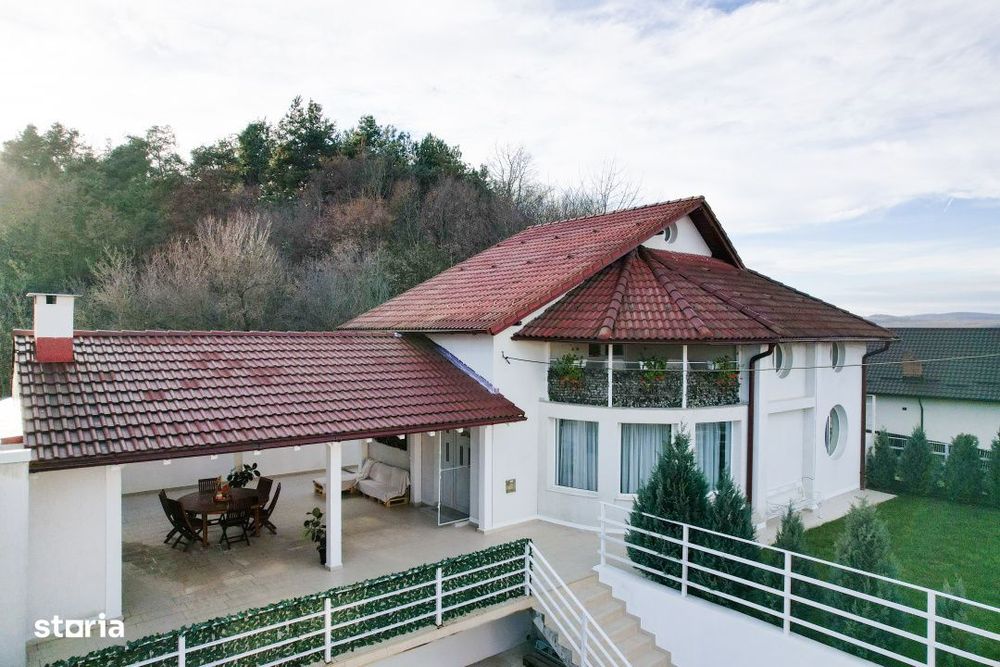 Casa moderna in Balotesti – lumina, stil si confort complet