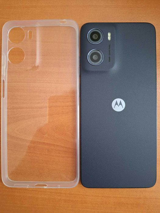 Смартфон Motorola G05 64 GB-НОВ с гаранция и кейс