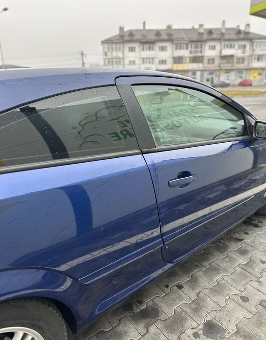 Vând  Opel astra gtc 1.4 benzina an 2008