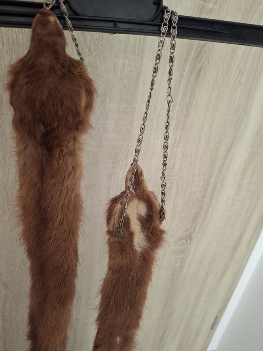 2 Gulere din blana naturala, vulpe si nutrie