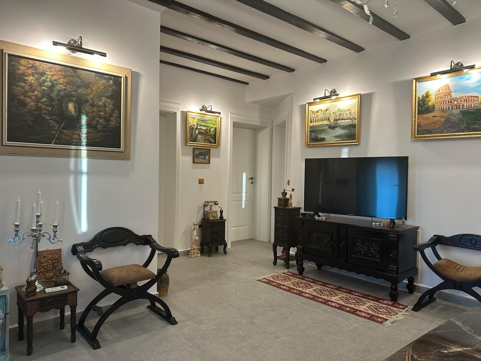 Casa de vanzare cu curte