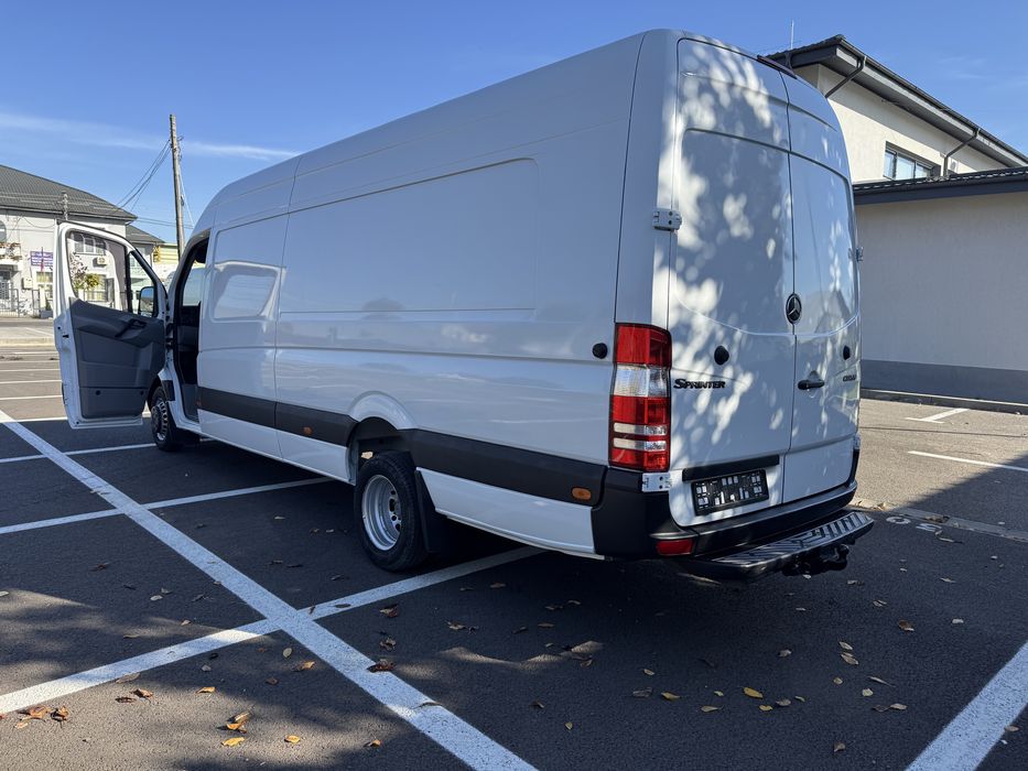 Mercedes. SPRINTER.  519