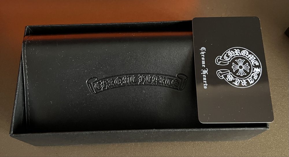 Chrome hearts
