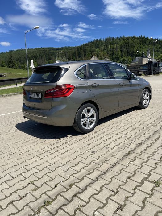 BMW Seria 2 218d Active Tourer Luxury Line