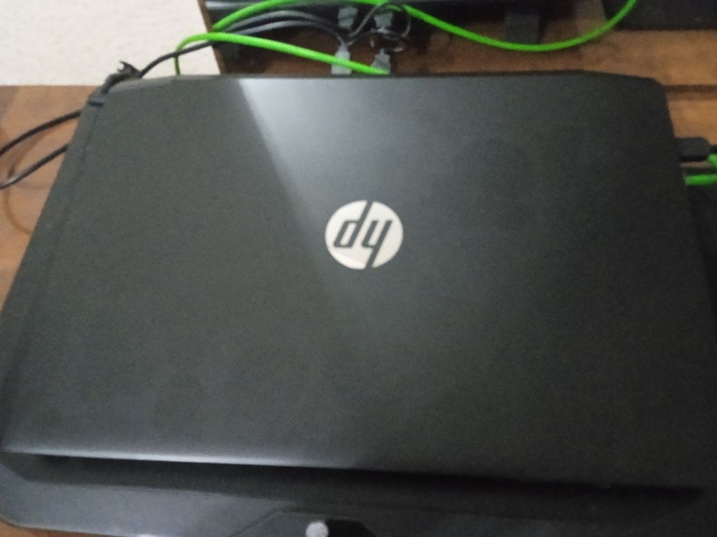 Игровой ноутбук HP Pavilion