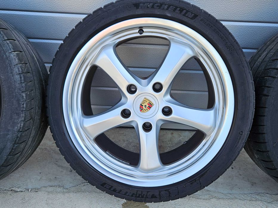 Алуминиеви джанти с гуми за porsche 5x130