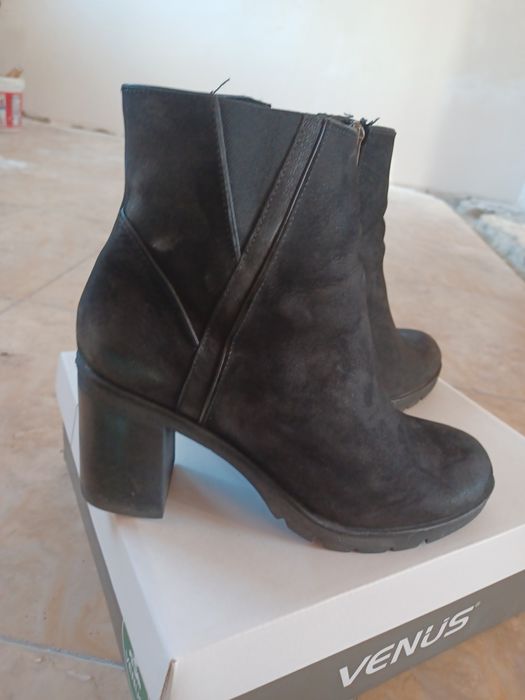 Дамски боти с ток,естествена кожа