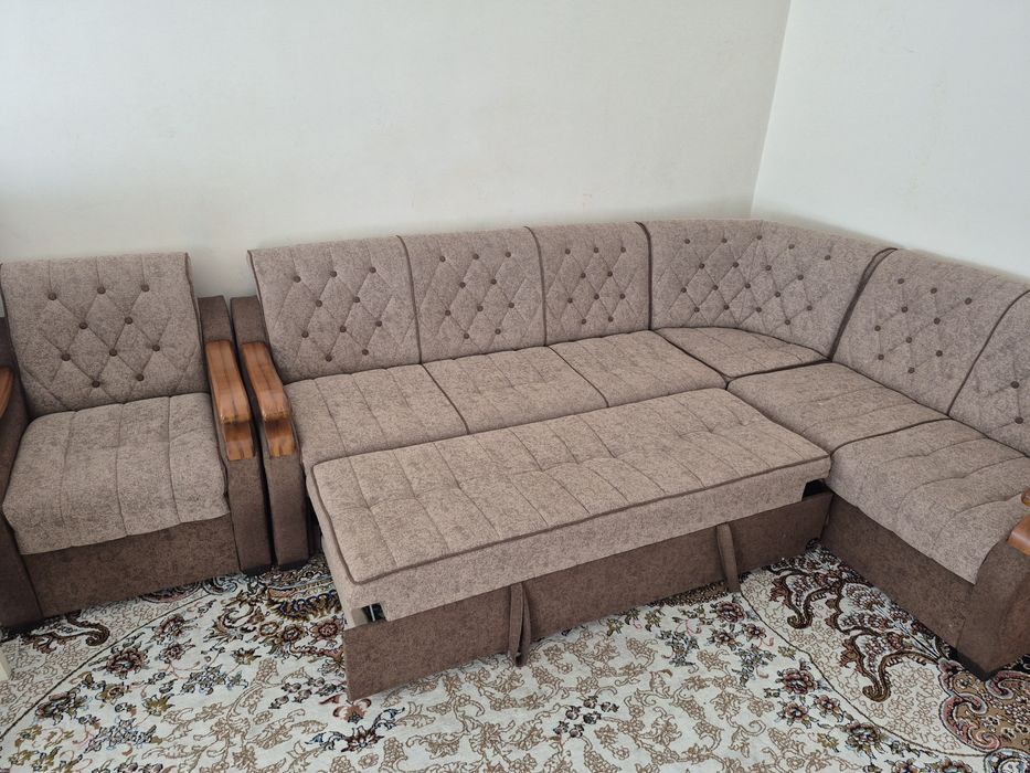 Срочно! Не дорого! Продаётся уголок, идеальное состояние