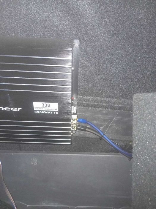 Продаётся Сабвуфер и Усилитель