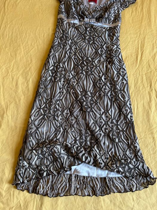 Елегантна дантелена рокличка