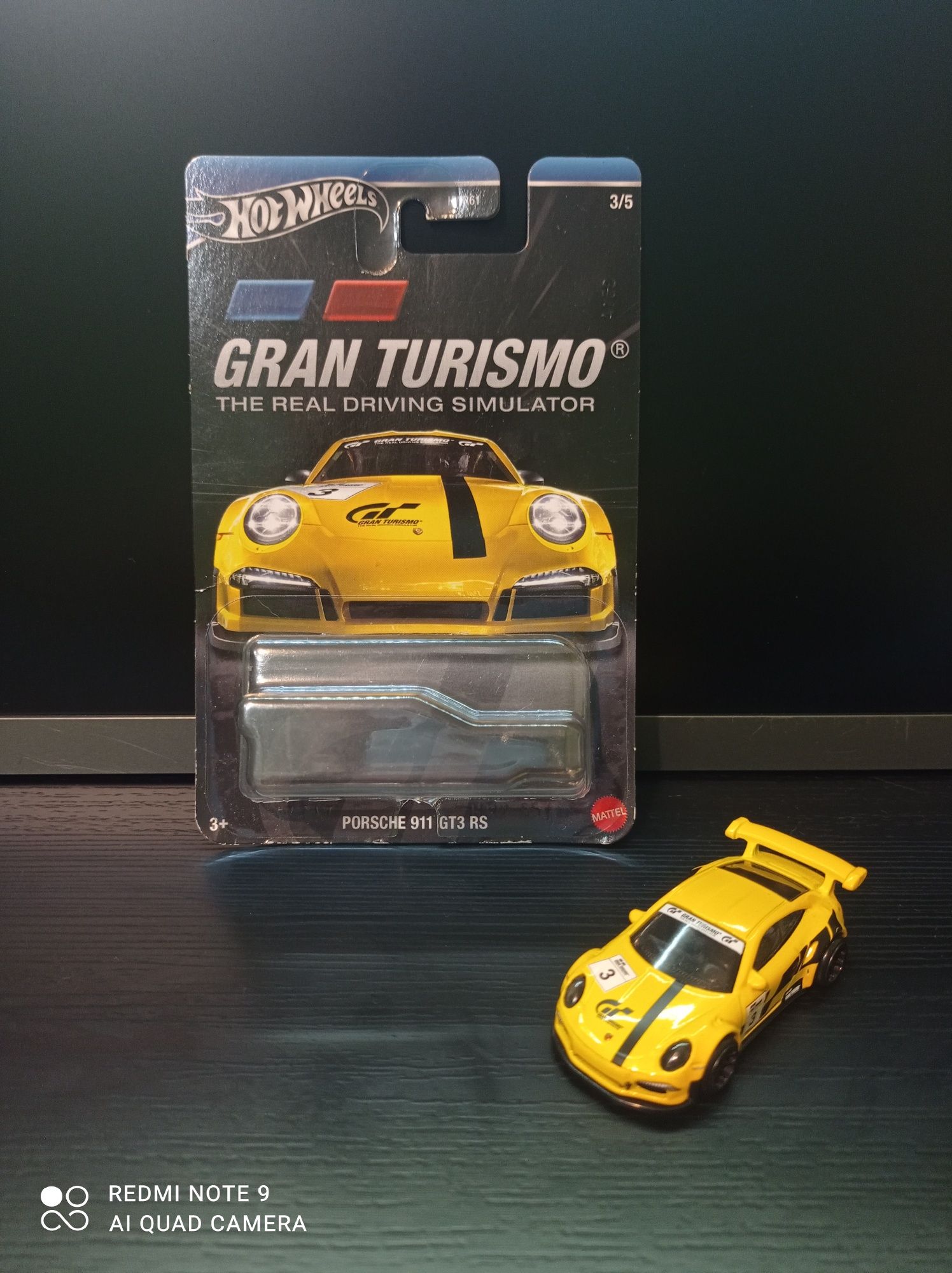 Hot wheels mainline и premium