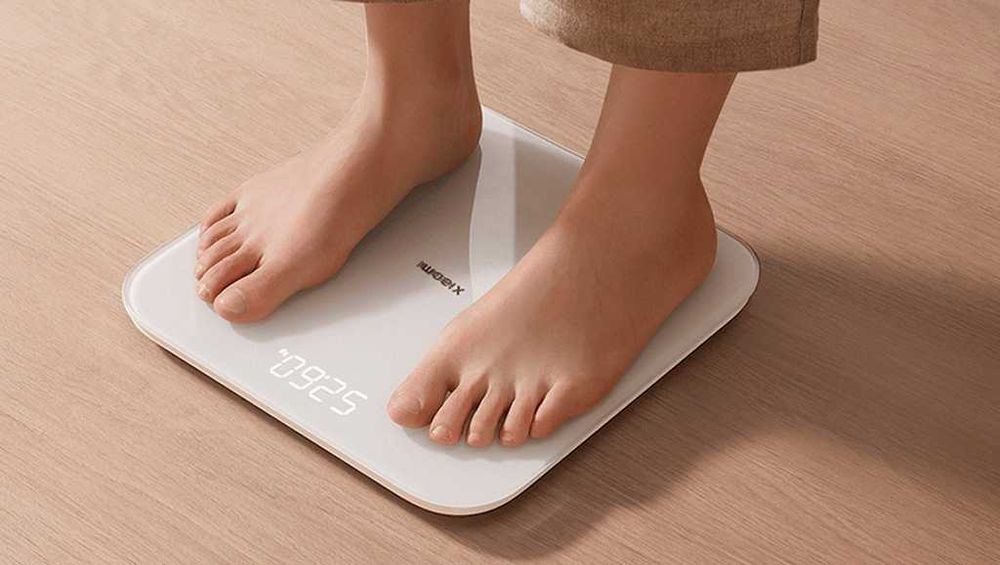 Умные весы Xiaomi Mi Smart Scale S200 (EU белый)