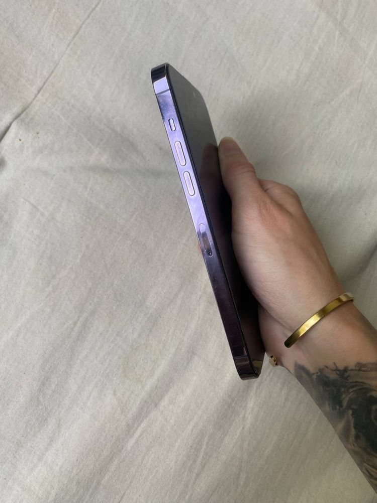 Срочно продается Iphone 14 pro max