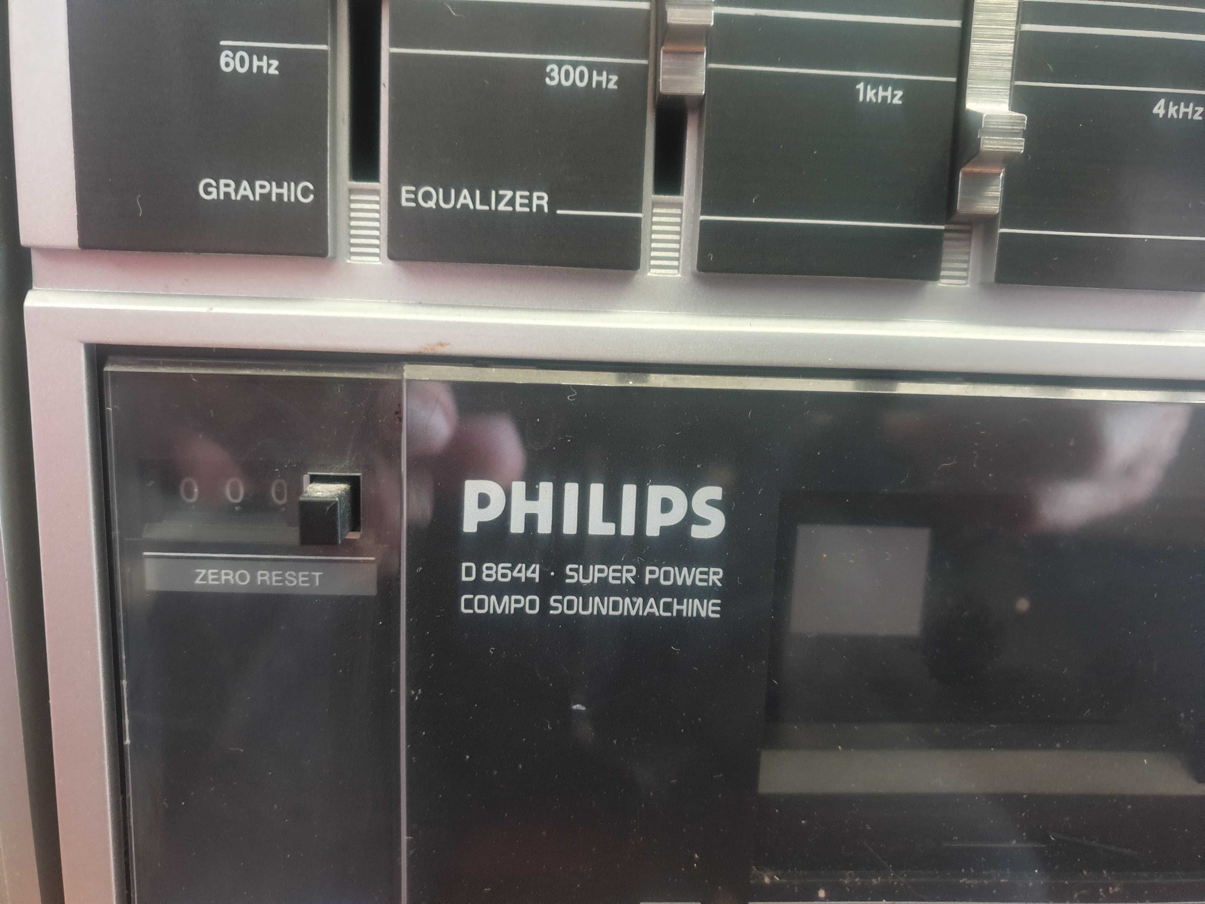 PHILIPS  Касетофон