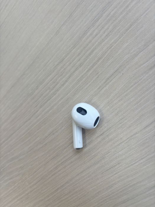Airpods 3 casca stanga + case. Model A2566